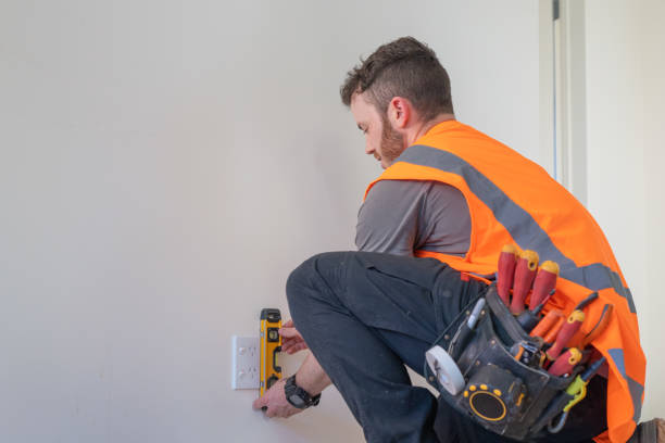 Best Licensed Electrician  in South Highpoint, FL